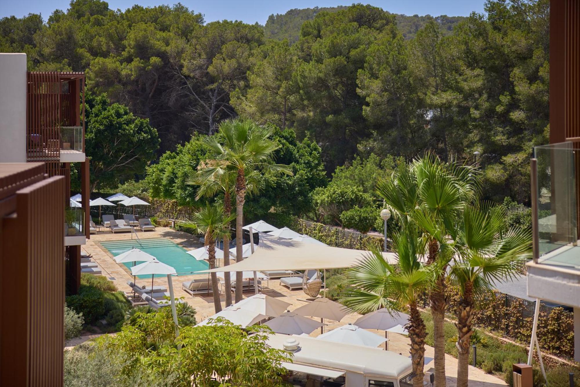 Cala San Miguel Ibiza Resort, Adults Only, Curio Collection By Hilton Port de Sant Miguel