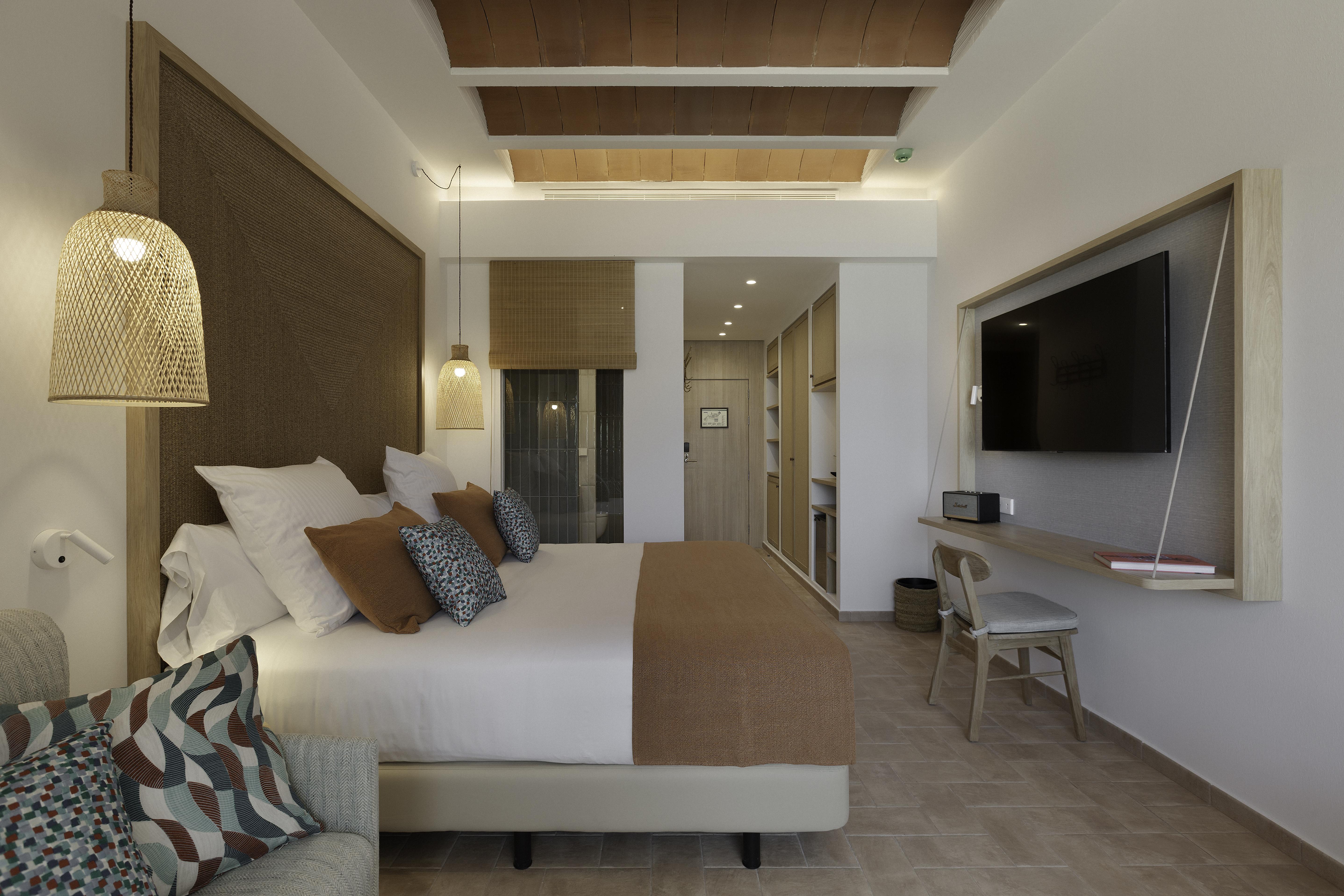Cala San Miguel Ibiza Resort, Adults Only, Curio Collection By Hilton 5*