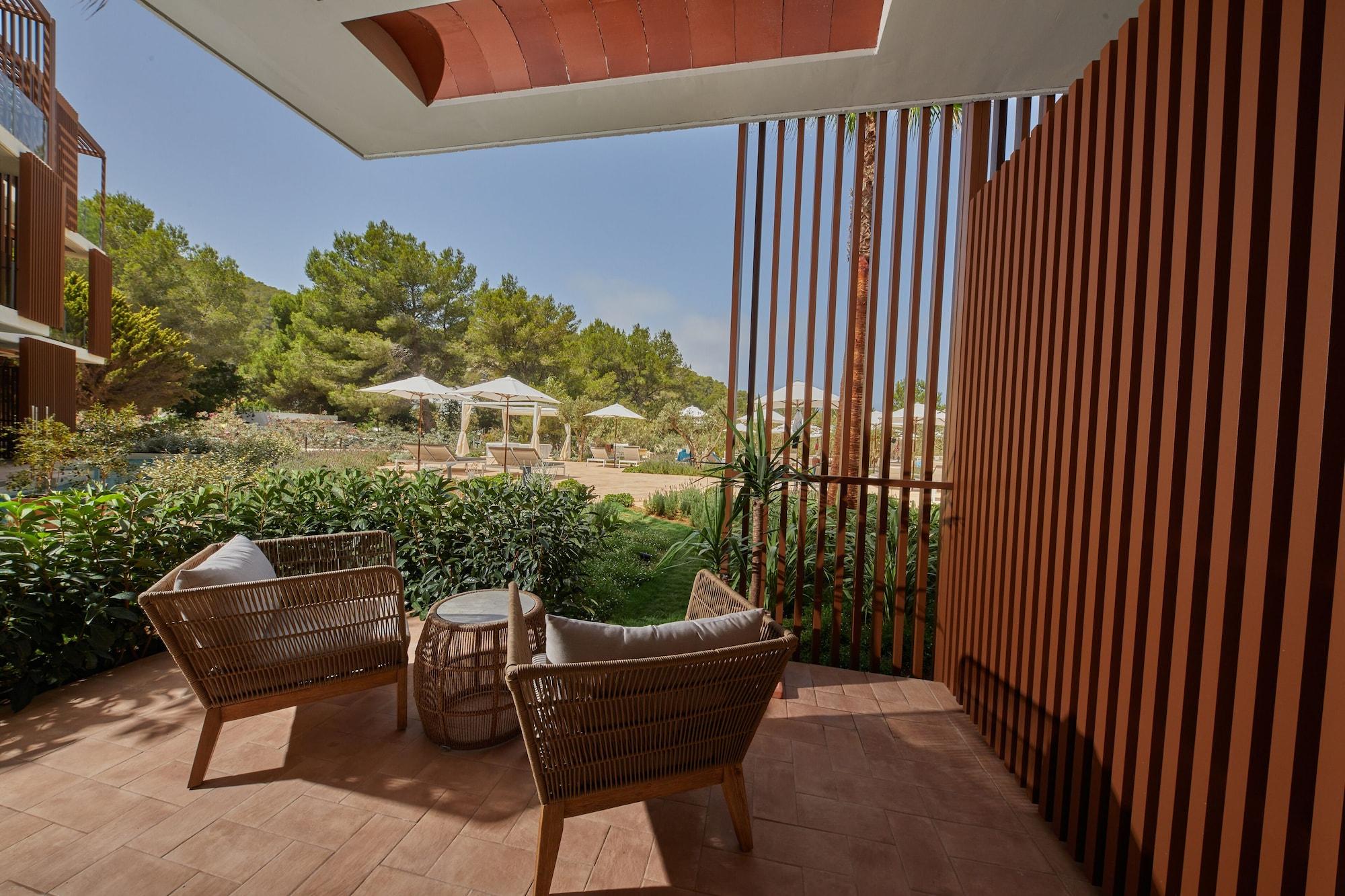 Cala San Miguel Ibiza Resort, Adults Only, Curio Collection By Hilton Port de Sant Miguel