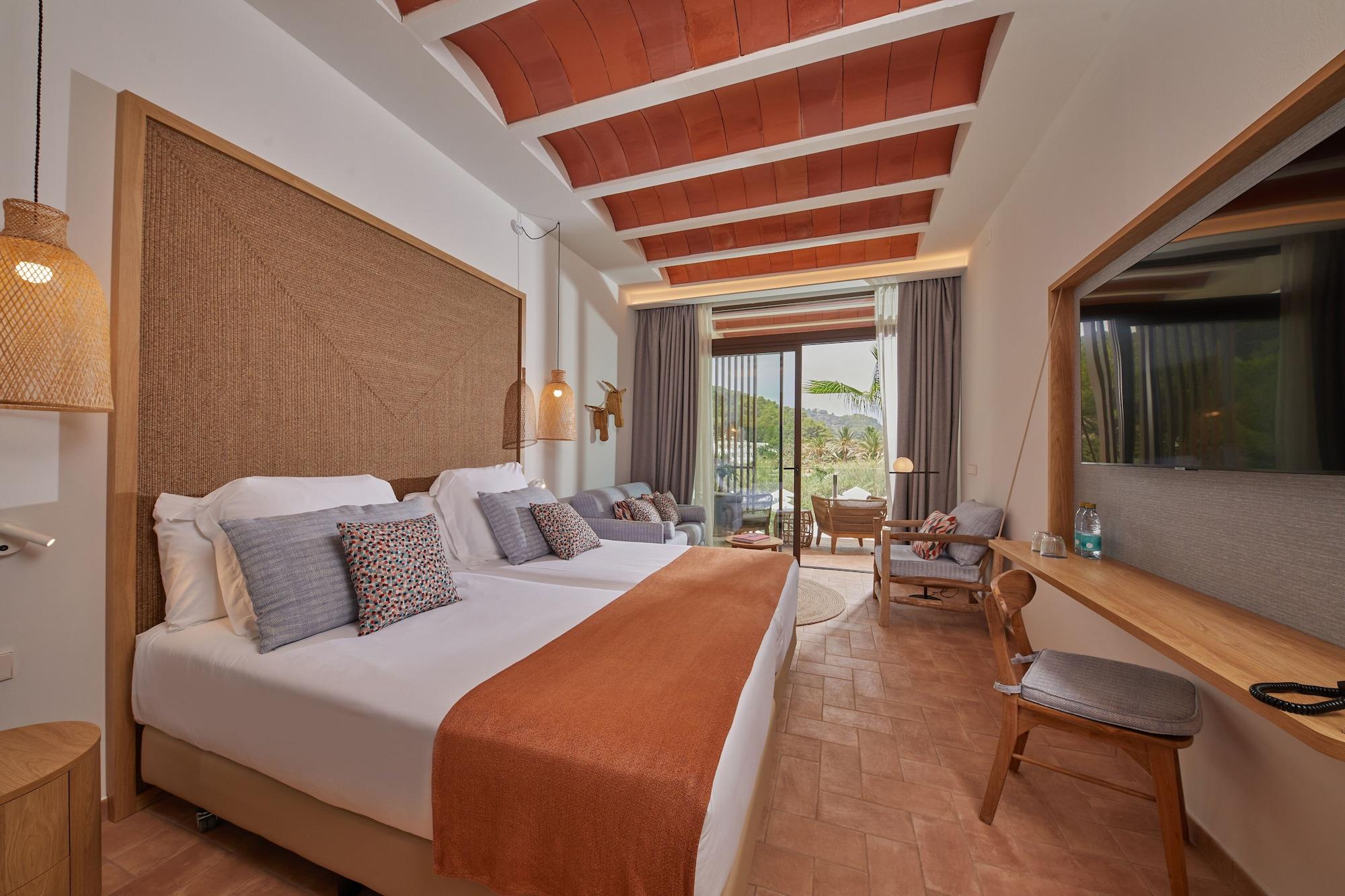 Cala San Miguel Ibiza Resort, Adults Only, Curio Collection By Hilton 5*